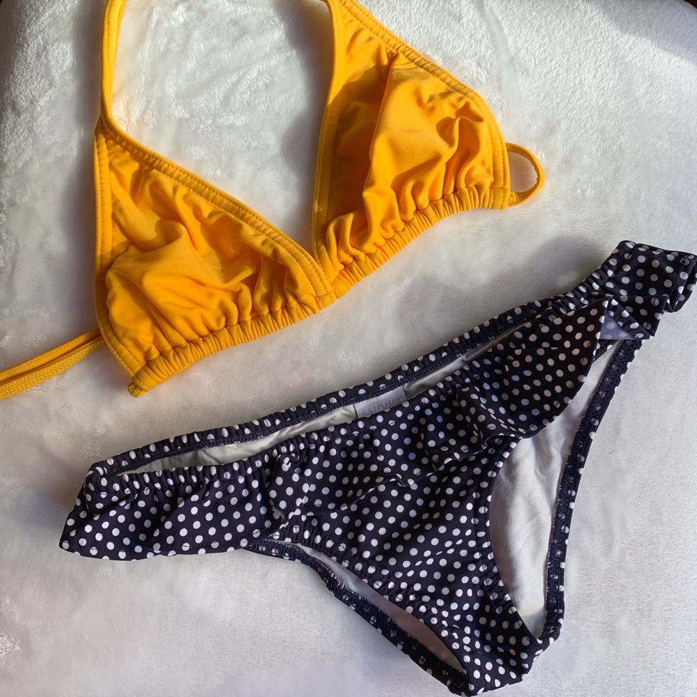 Yellow & polka dot bikini/ Size Large (fits Med)